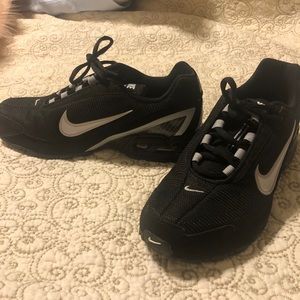 Mens Black Nikes